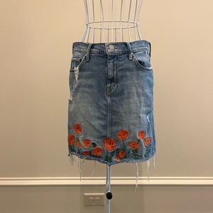 MOTHER high waisted jean skirt; size 27